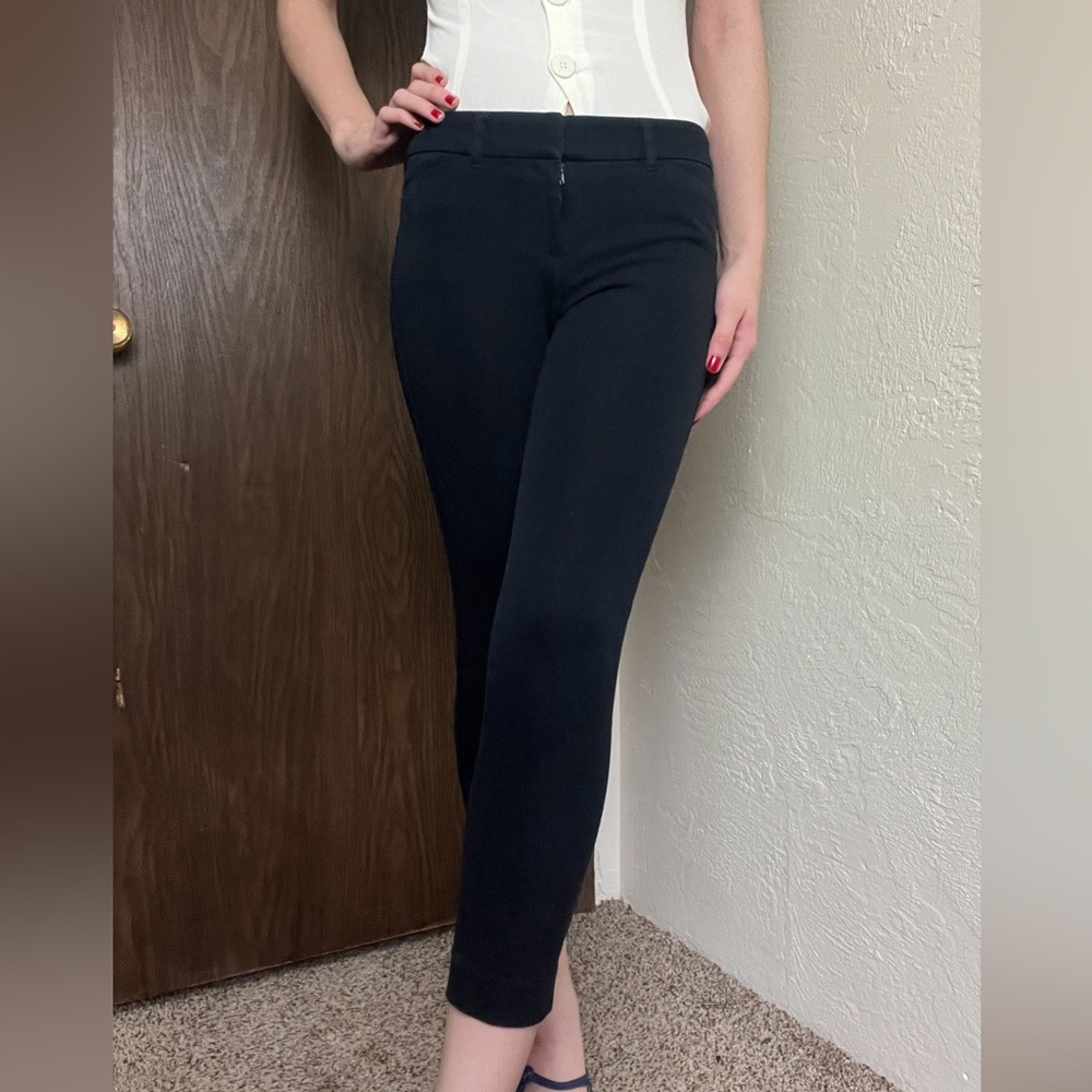 🛍️ Old Navy Never Fade Pixie capris